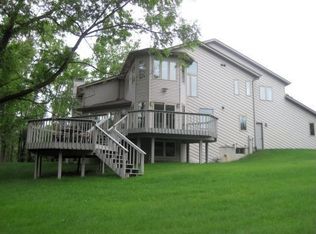 337 Ridge Line Rd, Burlington, WI 53105