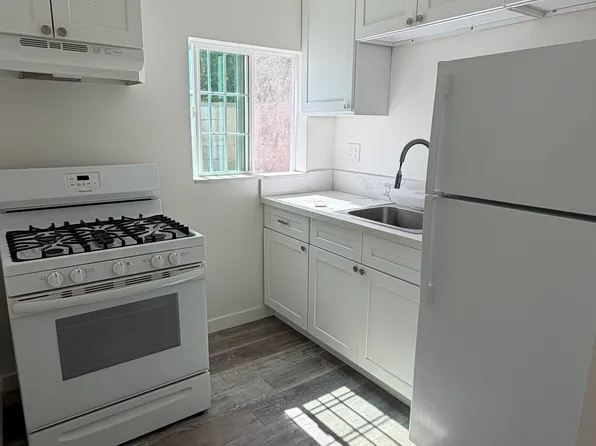 (undisclosed Address), Sun Valley, CA 91352