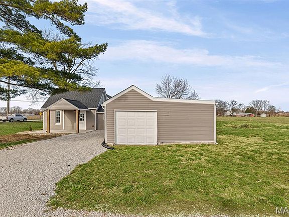 5th image of 2049 Park Rd