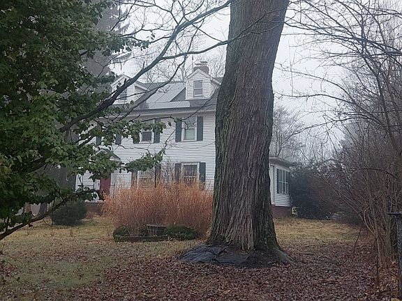 2nd image of 3018 S Cleveland Massillon Rd