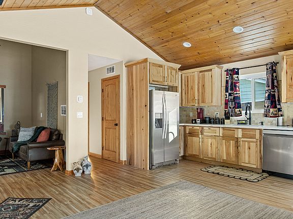 5th image of 1025 E Country Club Blvd