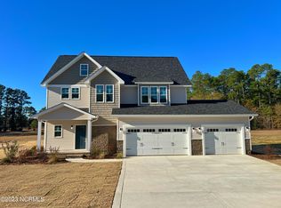 25 Beddington Ln, Carthage, NC 28327