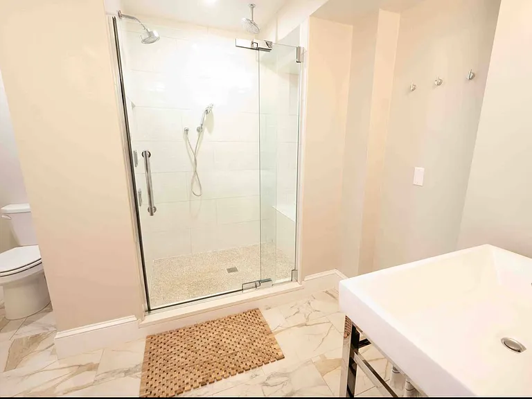3752 Benton St NW — Photo 12