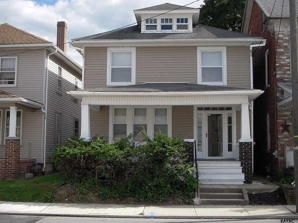 1st image of 719 York St