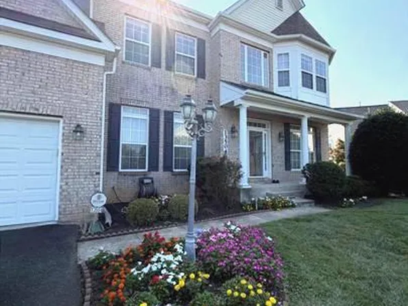13504 Gum Spring Dr, Rockville, MD 20850