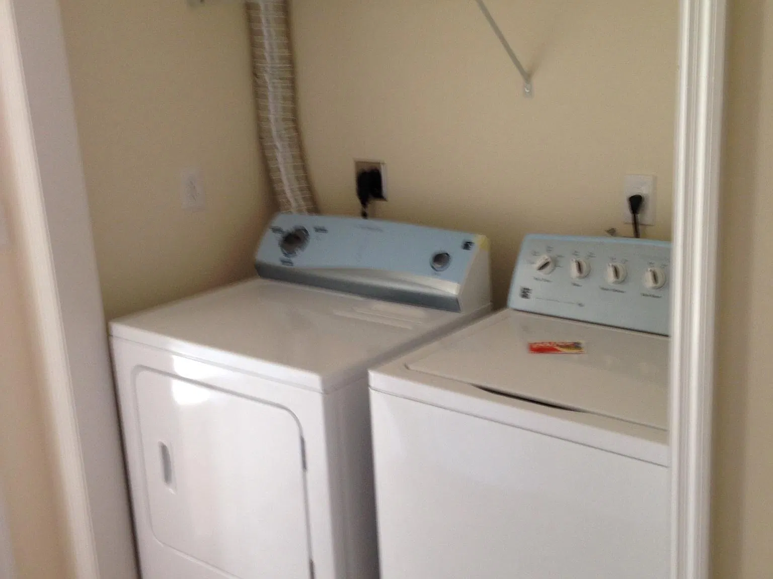 2 bed, 1100 sqft, $1,600 — Photo 4