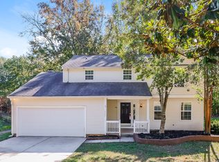 12127 Woodside Falls Rd, Pineville, NC 28134