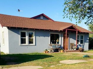 409 W Main St, Happy, TX 79042