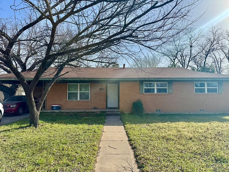 517 N Lydia St — Photo 16
