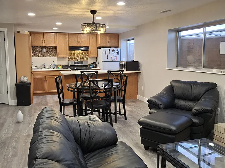 1757 E Sunrise Park Dr — Photo 11