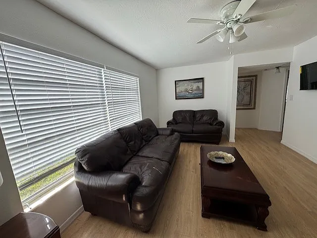 108 Myakka Dr #A — Photo 3
