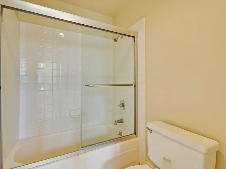 2040 W Middlefield Rd #2 — Photo 12