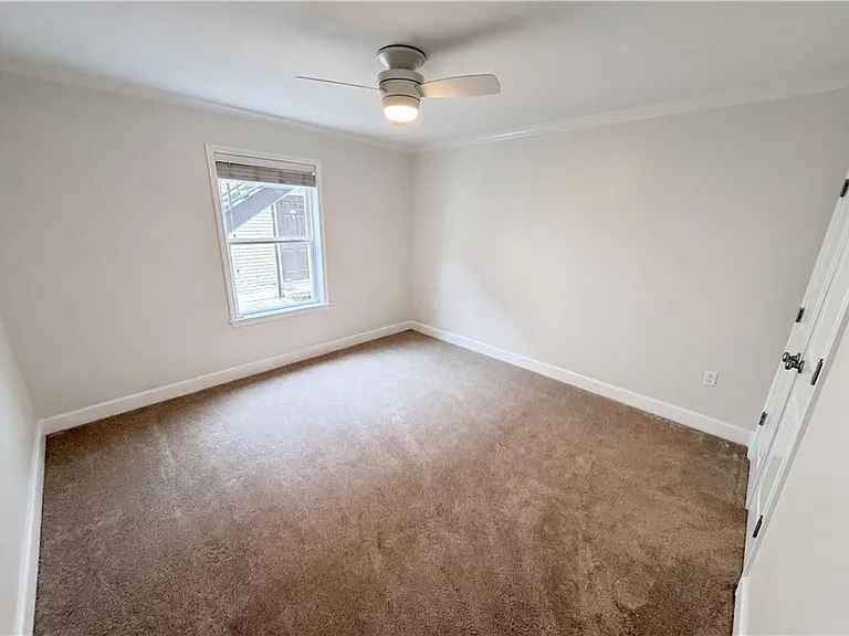 48 Peachtree Ave #200 — Photo 12