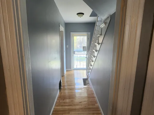 (undisclosed Address), Harvey, IL 60426