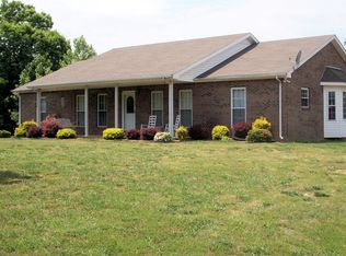 476 Commissary Ridge Rd, Indian Mound, TN 37079