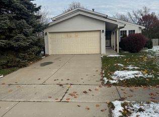 5728 Woodgate Dr, Matteson, IL