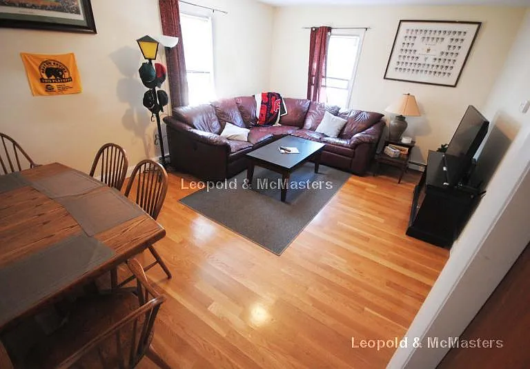 59 Waverly St #1 — Photo 12