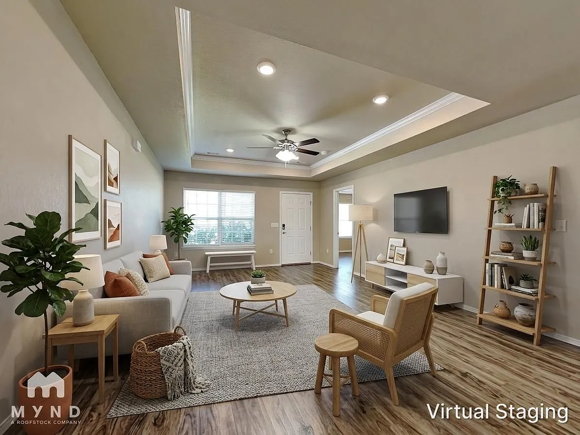 4 bed, 2.0 bath, 1634 sqft, $1,675 — Photo 2
