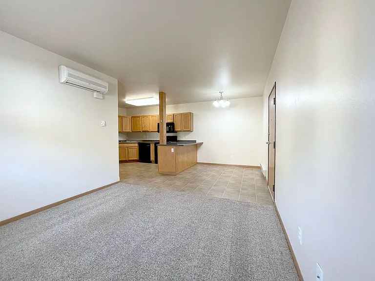 Apartments on Main - Live the Downtown Lifestyle — Photo 14