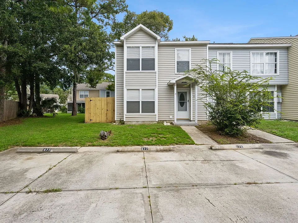 477 Green Spring Cir