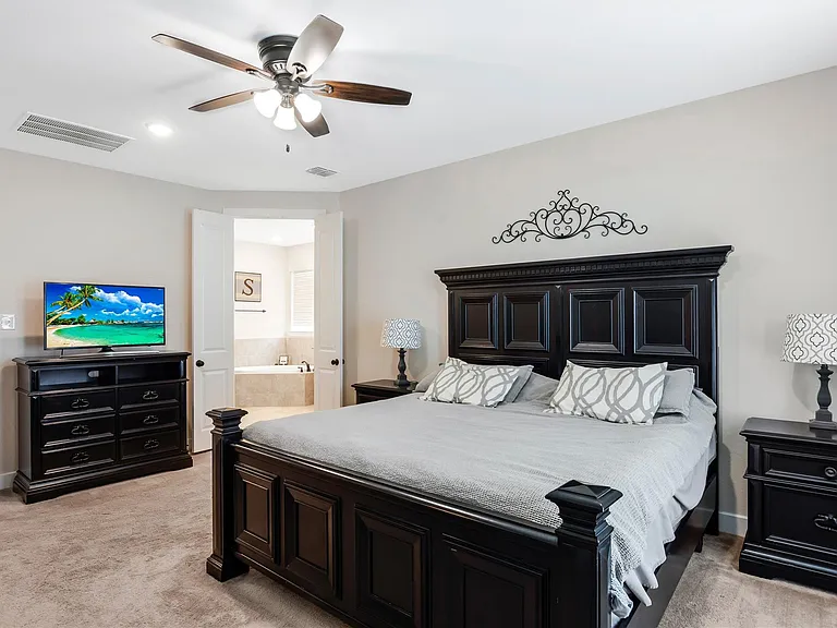 9211 Lowell Cliff Dr — Photo 26