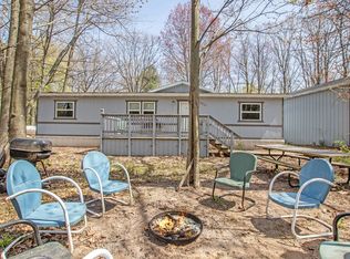 9521 W Sandy View Dr, Mears, MI 49436