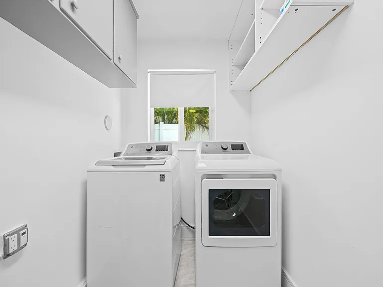 2754 NE 31st Ct — Photo 20