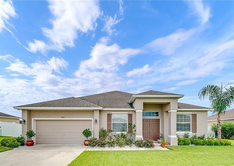 1st image of 8162 Woodvine Cir