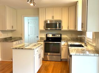 3224 Pomegranate Dr, Raleigh, NC 27616