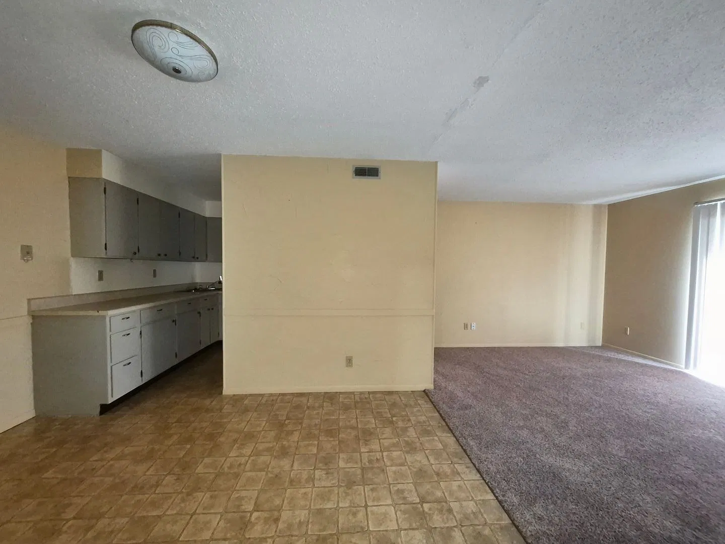 22 Southwinds — Photo 3