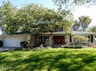 915 S Saylor Ave, Elmhurst, IL