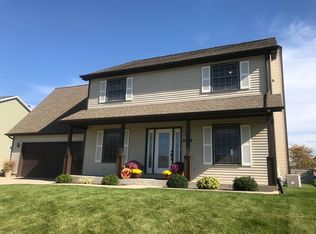 5839 San Dell Way, Racine, WI 53402