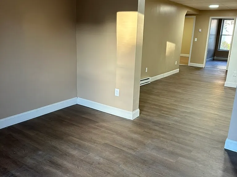 37-39 Davenport St #37 — Photo 3