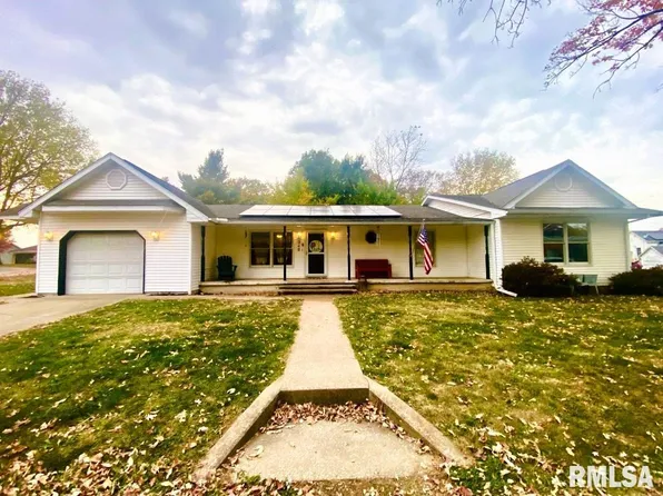 348 S Alkire St, Greenview, IL 62642