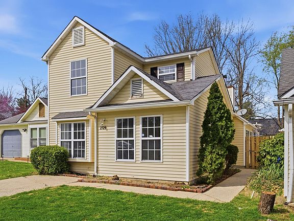 3rd image of 2729 Chelsea Woods Ct