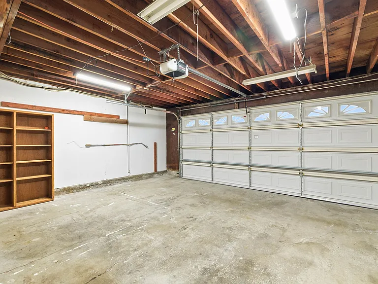 14225 Mango Dr — Photo 37