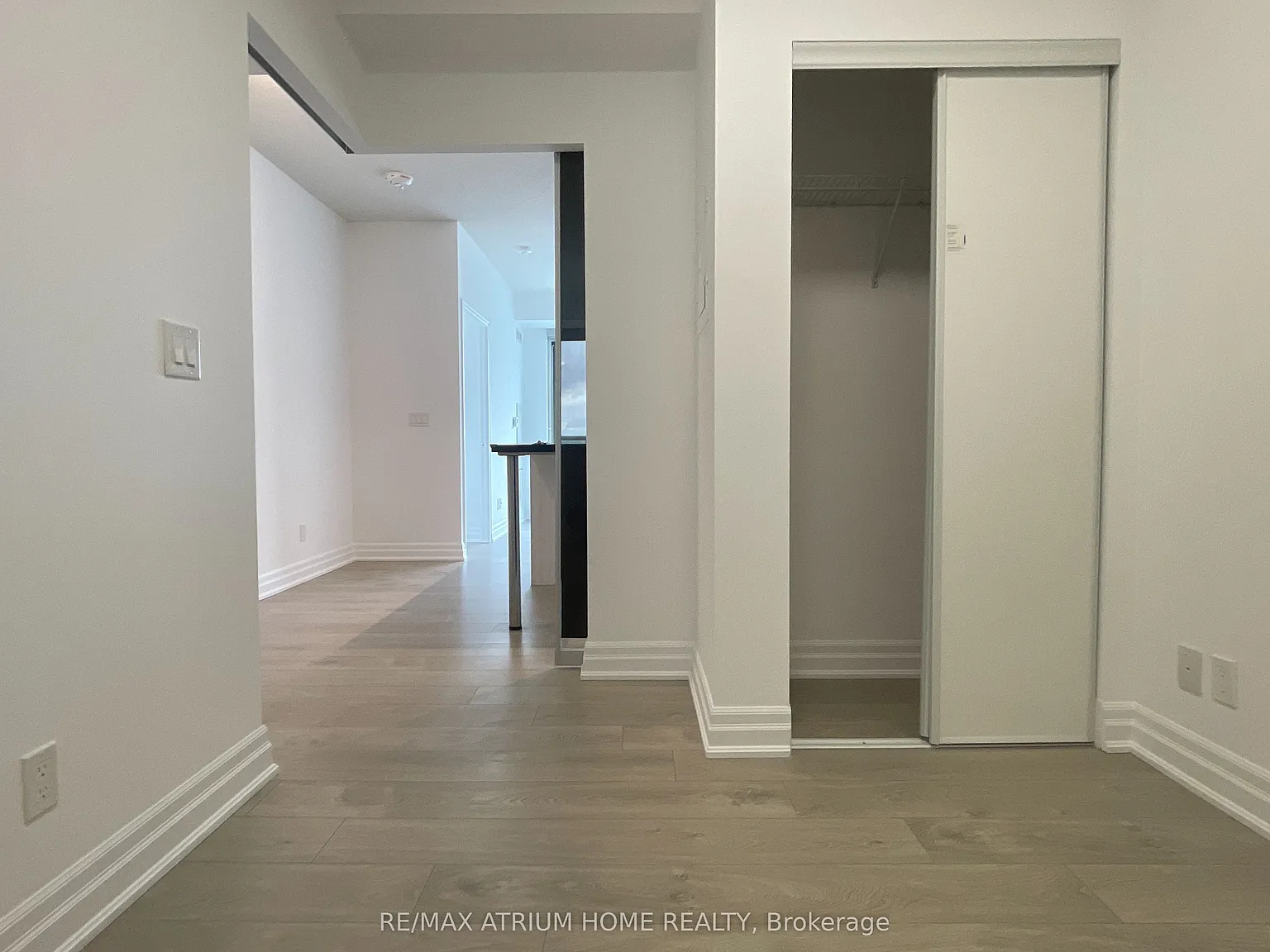 2 bed, $2,580 — Photo 4