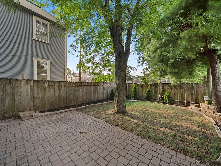 335 W 2nd Ave — Photo 45