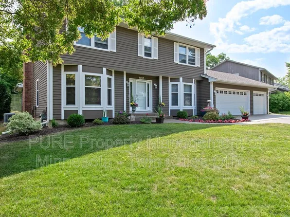 7017 W 83rd St, Bloomington, MN 55438