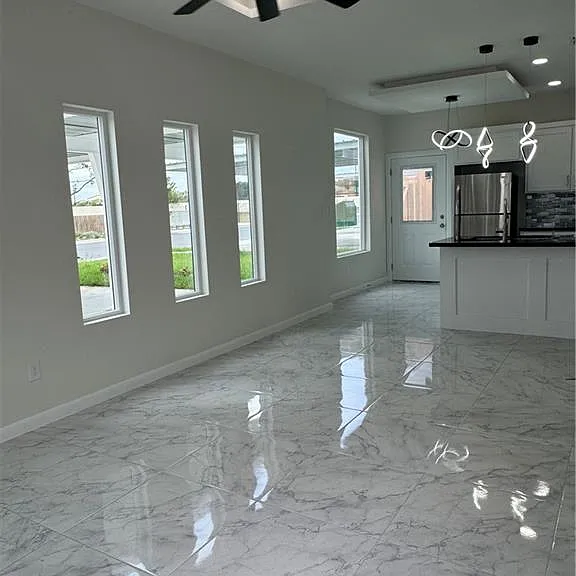 5808 Notre Dame Ave #3 — Photo 2