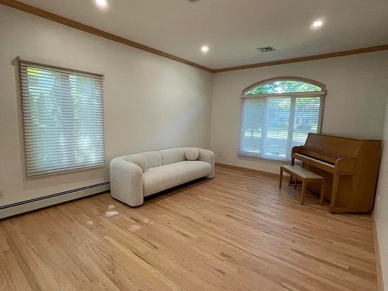 415 Windermere Ave — Photo 5