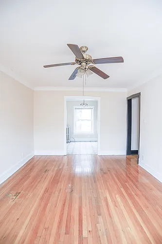 4043 W Melrose St #1S Photo 1