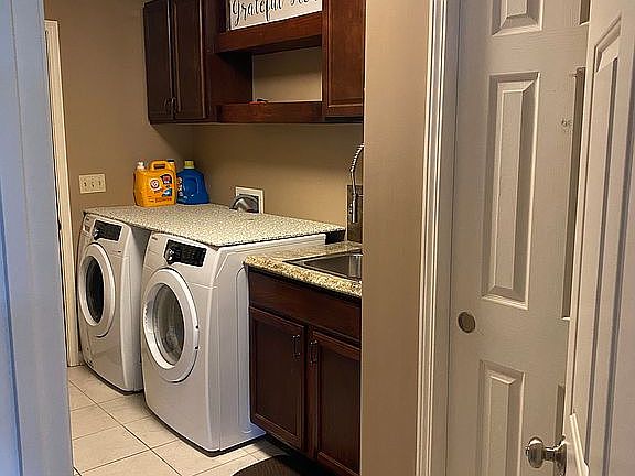 5th image of 20534 Meadowbrook Dr