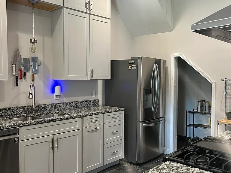 925 S Preston St — Photo 12