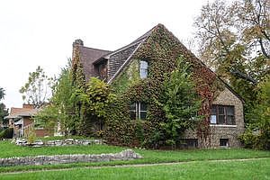 4th image of 1302 Argonne Dr