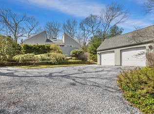 12 Salt Marsh Path, East Hampton, NY 11937