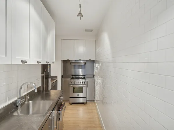 55 Liberty Street image 6 of 14