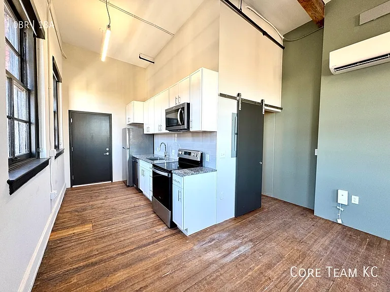 Harvey Dutton Lofts — Photo 14
