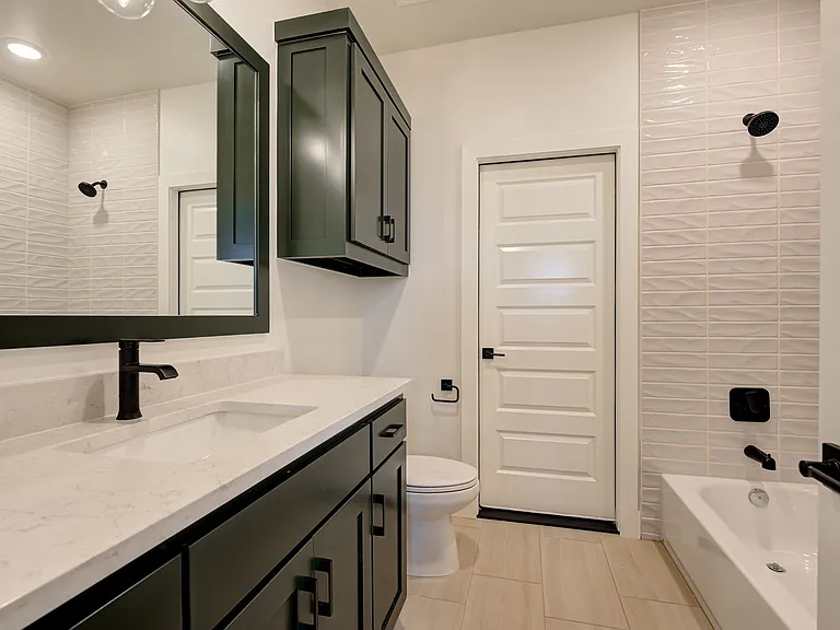 2101 Dax Ln — Photo 43