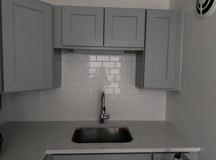 5701 W Washington Blvd APT 1B, Chicago, IL 60644